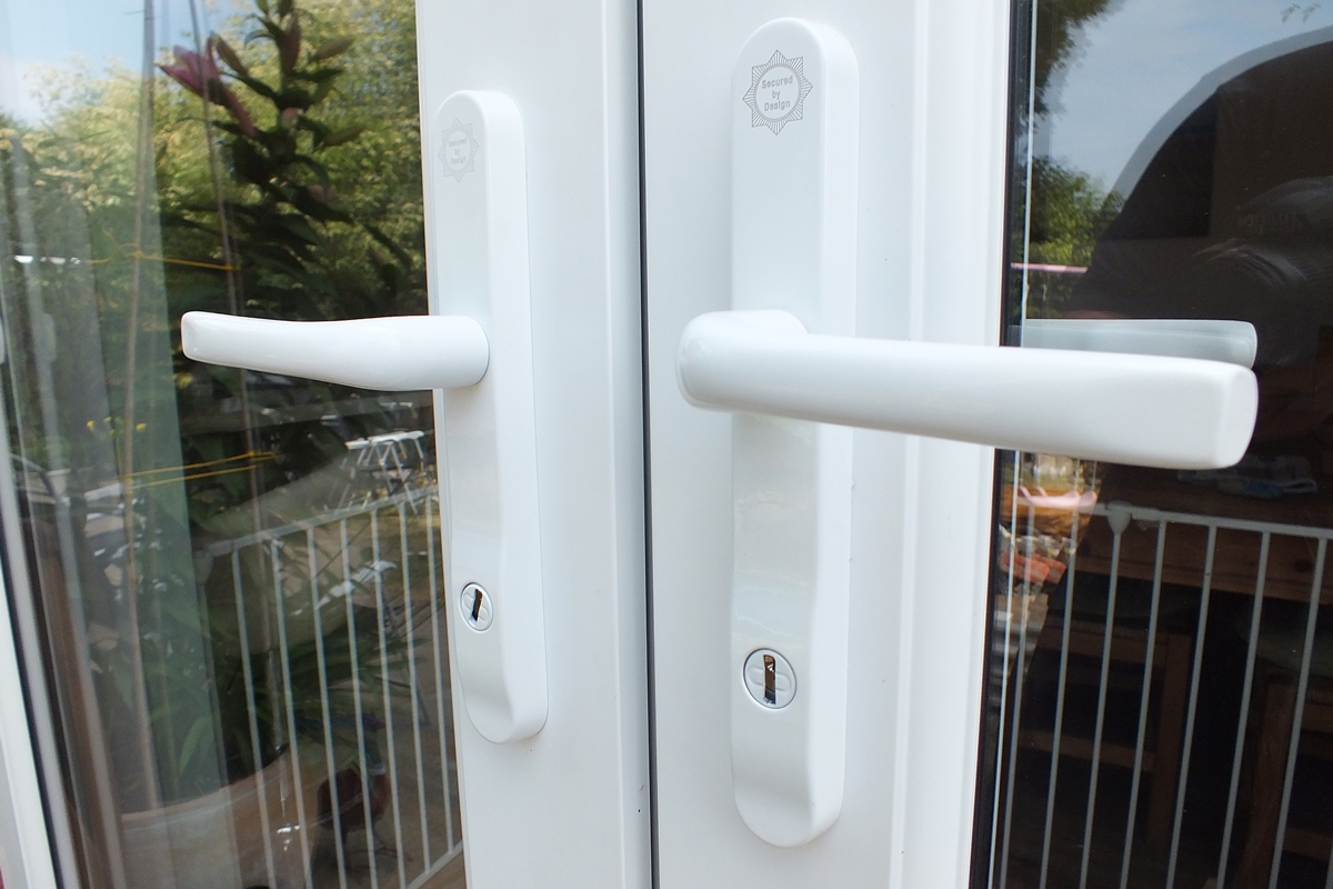 Anti Snap Door Handles, UPVC Door Handles, White Security Door Handles
